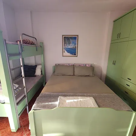 Modern & Homely Beach With Seaview Wifi - Aircon Golem (Tirana)