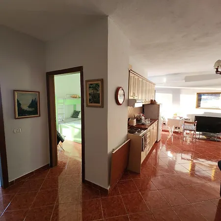 Modern & Homely Beach With Seaview Wifi - Aircon Apartamento Golem (Tirana)