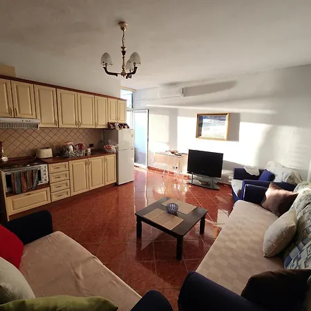 Apartamento Modern & Homely Beach With Seaview Wifi - Aircon