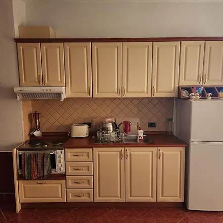 Modern & Homely Beach With Seaview Wifi - Aircon Apartamento Golem (Tirana)